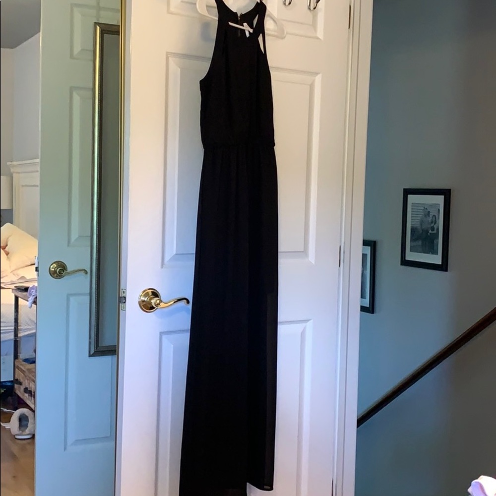 Women’s black maxi